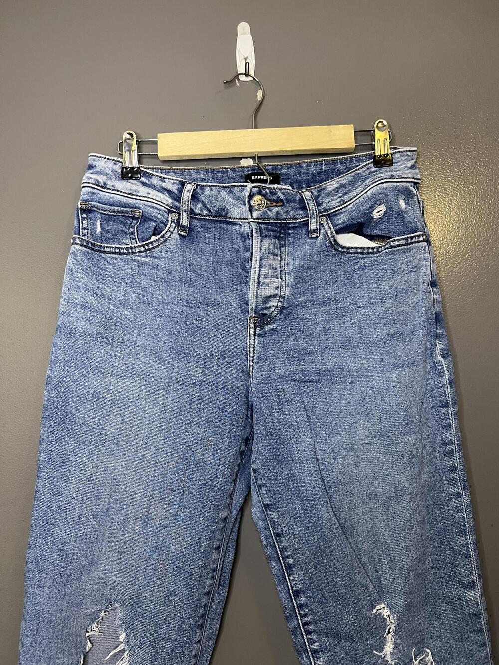 Express Boyfriend Mid Rise Jeans Womens 6L Light Blue Distressed Stretch Denim